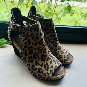 BOC Leopard Print Wedge Sandals